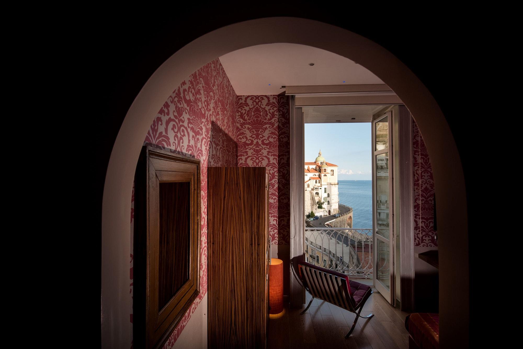 Palazzo Ferraioli - Hotel & Wellness Atrani Bagian luar foto