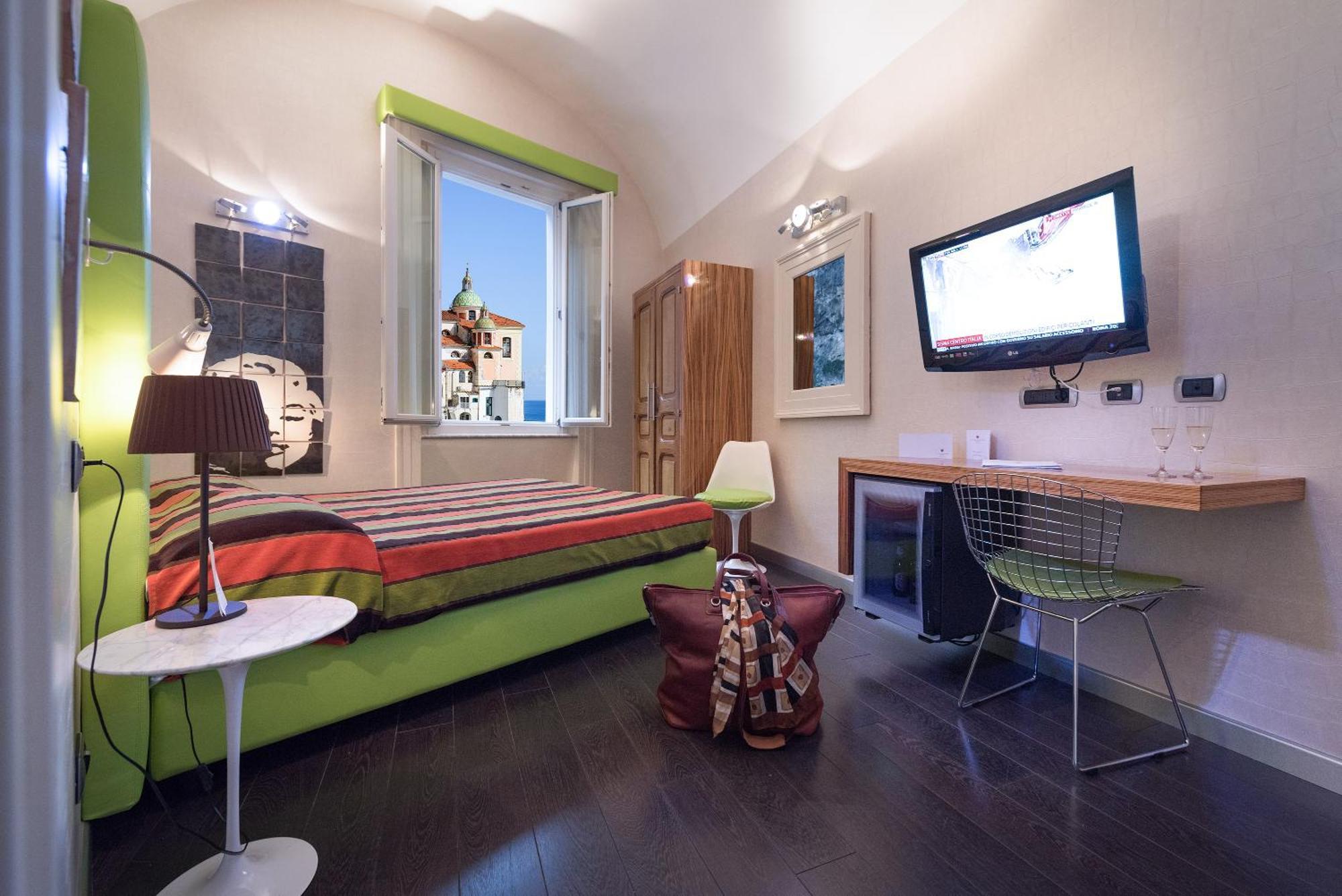 Palazzo Ferraioli - Hotel & Wellness Atrani Bagian luar foto